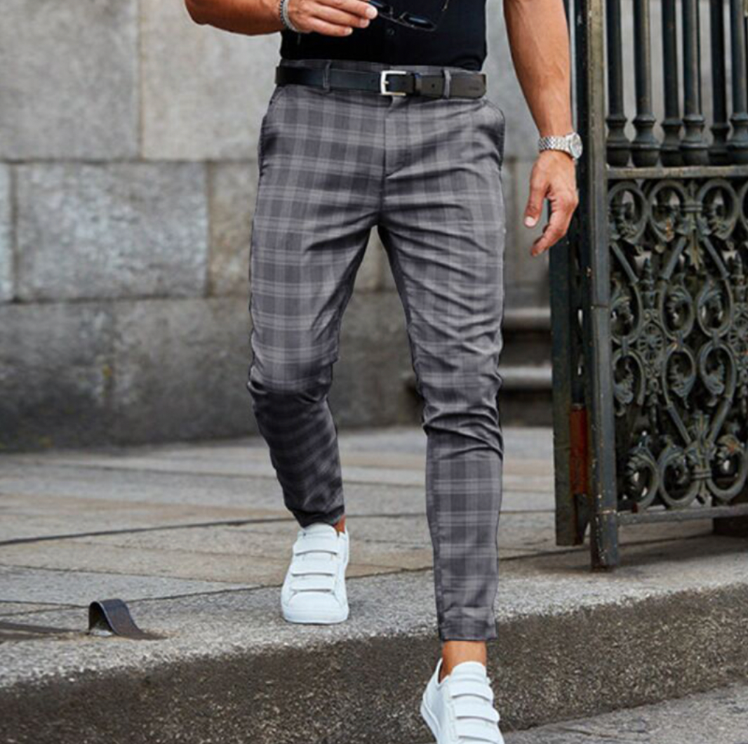 Cevori Stylish Comfortable Fit Checked Trousers